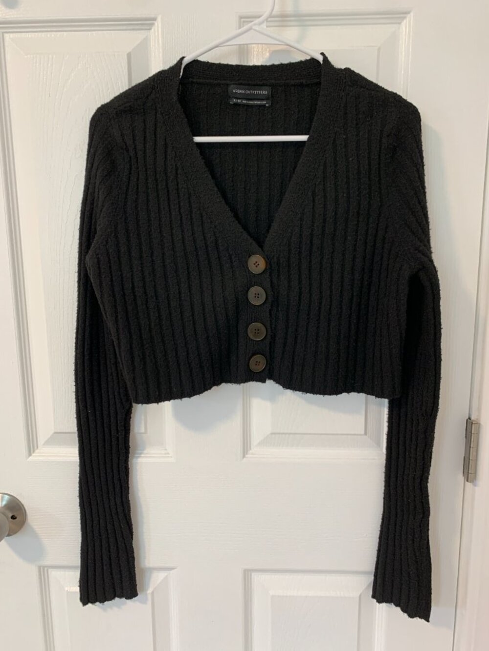 Urban Outfitters Rose Ribbed Cardigan in Black, Cropped, Chunky Buttons, XS - Picture 6 of 12